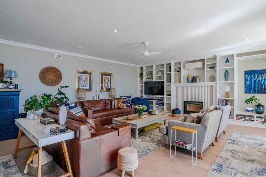 4 Bedroom Property for Sale in Simons Kloof Western Cape